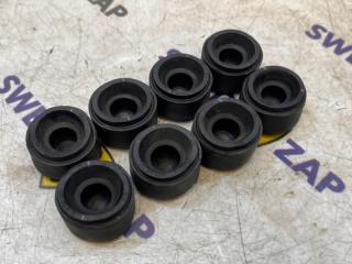 Крепление крышки двс Volvo XC70 2008