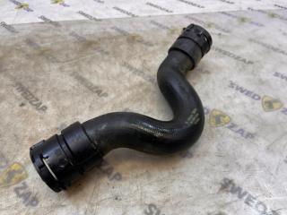 Патрубок радиатора Volvo S60 2014