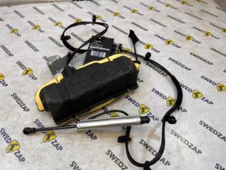 Привод багажника Volvo XC70 2011