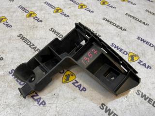 Кронштейн бампера задний правый Volvo XC70 2010