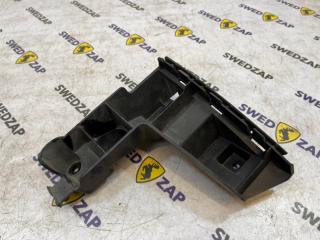 Кронштейн бампера задний правый Volvo XC70 2008