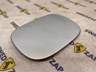 Крышка лючка бензобака Volvo XC70 2011