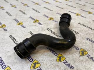 Патрубок радиатора Volvo XC60 2010