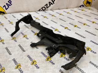 Воздуховод правый Volvo XC60 2010