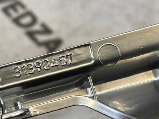 Накладка на руль XC70 2011 B6304T4