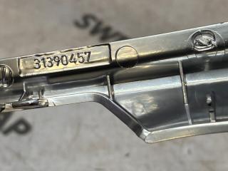 Накладка на руль XC60 2010 B6304T