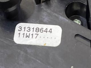 Блок кнопок руля XC70 2011 B6304T4