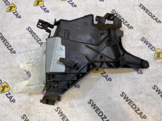 Кронштейн замка двери задний правый XC70 BZ