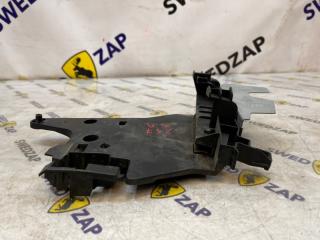 Кронштейн замка двери задний левый Volvo XC70 BZ