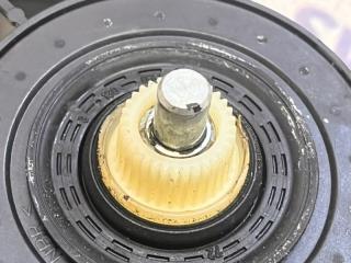 Моторчик стеклоподъемкика передний правый Volkswagen Tiguan CZPA