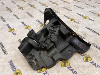 Кронштейн бампера передний правый Volvo XC70 2008 B6324S 31214961 контрактная