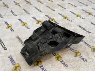 Кронштейн бампера передний левый Volvo XC70 2009 B6324S 31214960 контрактная