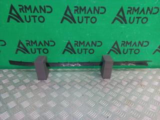 Запчасть молдинг лобового стекла левый BMW X7 2018-нв