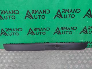 Запчасть накладка двери багажника Toyota RAV4 2018-нв