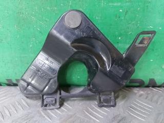 Фото запчасти кронштейн бампера передний правый Ford Kuga 2008-2012 Б/У запчасть Запчасть кронштейн бампера передний правый Ford Kuga 2008-2012