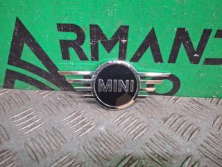 Эмблема передняя Mini Countryman 2016-нв