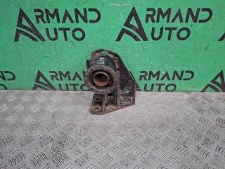 Запчасть кронштейн торсиона кабины правый Isuzu N-Series 2014-нв