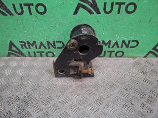 Кронштейн торсиона кабины правый N-Series 2014-нв NPR