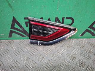 Фото запчасти молдинг крыла передний правый Hongqi HS5 2019-нв Б/У запчасть Запчасть молдинг крыла передний правый Hongqi HS5 2019-нв