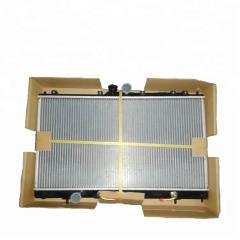 Радиатор охлаждения Mitsubishi Lancer 9 2003-