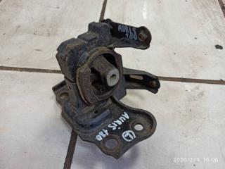 Опора КПП Toyota Auris