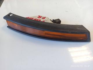Указатель поворота правый Volkswagen Passat 2005-