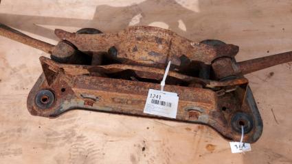 Балка подвески задняя Hyundai Santa Fe 2001-2012