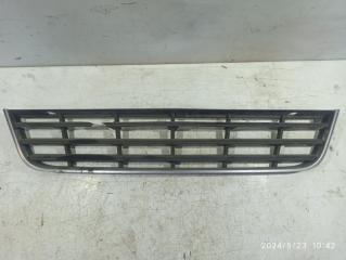 Решетка бампера передняя Volkswagen Passat 2005-2011