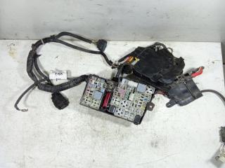 Блок предохранителей подкапотный FORD FOCUS 2011