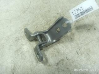 Запчасть петля двери передняя правая Toyota Corolla 2006-2012