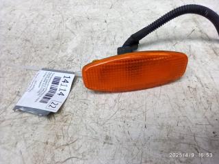 Повторитель поворота в крыло передний Hyundai SANTA FE 2005