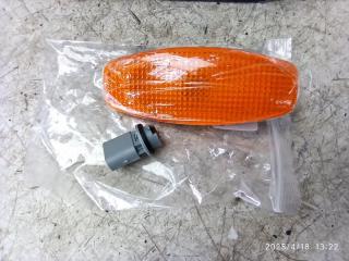 Повторитель поворота в крыло передний Hyundai Santa Fe 2000-2012