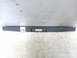 Обшивка двери багажника задняя Hyundai SANTA FE 2005