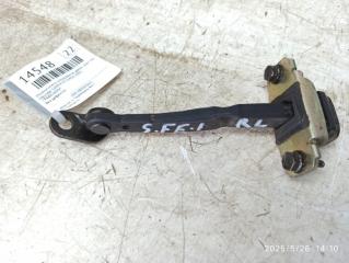 Ограничитель открывания двери задний правый Hyundai SANTA FE 2005