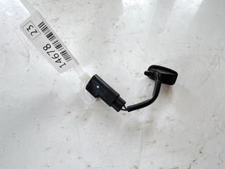 Форсунка омывателя лобового стекла FORD FOCUS 2014