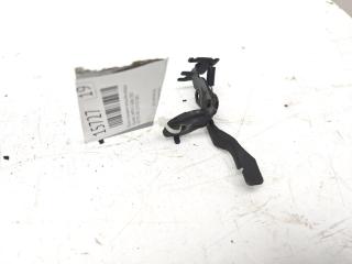 Ручка открывания лючка бензобака Hyundai SANTA FE 2007 контрактная Ручка открывания лючка бензобака Hyundai SANTA FE 2007