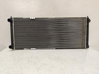 Радиатор охлаждения Volkswagen Passat 1988-1993