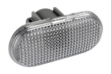 Запчасть повторитель поворота в крыло Renault Logan