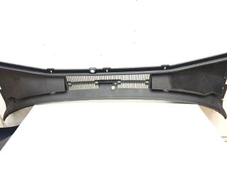 Решетка под лобовое стекло жабо передняя Лада Нива Тревел