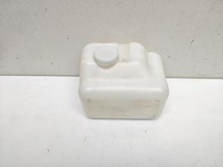 Запчасть бачок омывателя лобового стекла Лада Нива Тревел