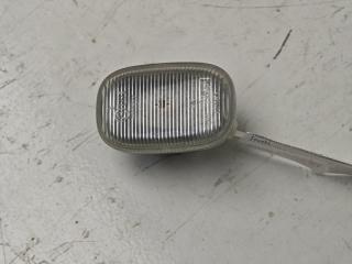 Запчасть повторитель поворота в крыло Toyota