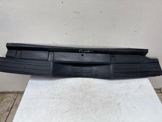 Накладка бампера задняя Mitsubishi Pajero 2006-2011