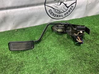 Педаль газа передняя правая Toyota Land Cruiser Prado 2000