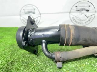 Горловина топливного бака задняя Bighorn 2001 UBS26 6VE1
