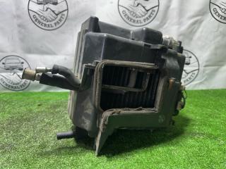 Радиатор кондиционера передний Toyota Land Cruiser Prado 1997