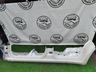 Порог кузова левый Land Cruiser Cygnus 2003 UZJ100 2UZ