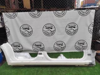 Порог кузова правый Toyota Land Cruiser 2005