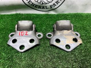 Петля двери багажника Toyota Land Cruiser Prado 2000