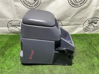 Бардачок между сиденьями Toyota Land Cruiser Prado 2001