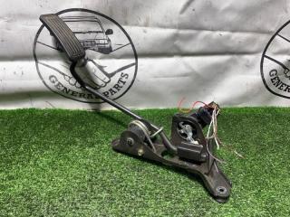 Педаль газа Toyota Land Cruiser 2005